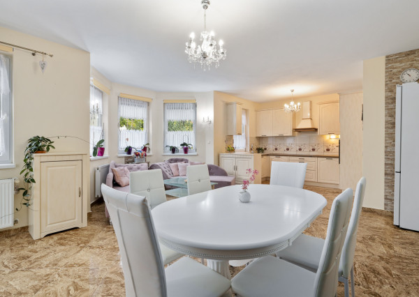 Na predaj 4-izbový rodinný dom s rozprávkovou záhradou v Hviezdoslavove