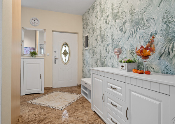 Na predaj 4-izbový rodinný dom s rozprávkovou záhradou v Hviezdoslavove