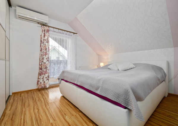 Na predaj 4-izbový rodinný dom s rozprávkovou záhradou v Hviezdoslavove