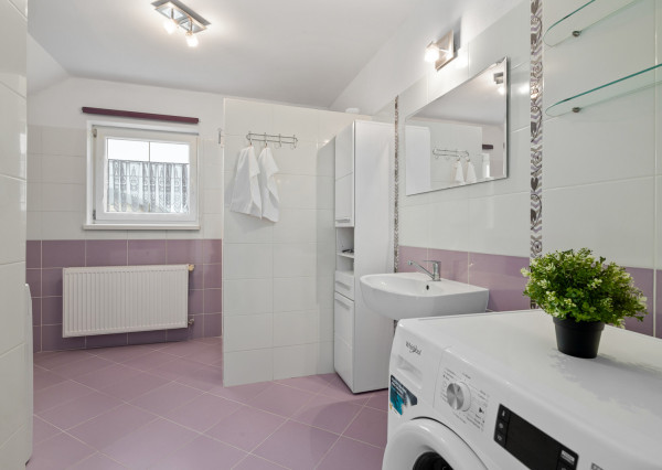 Na predaj 4-izbový rodinný dom s rozprávkovou záhradou v Hviezdoslavove