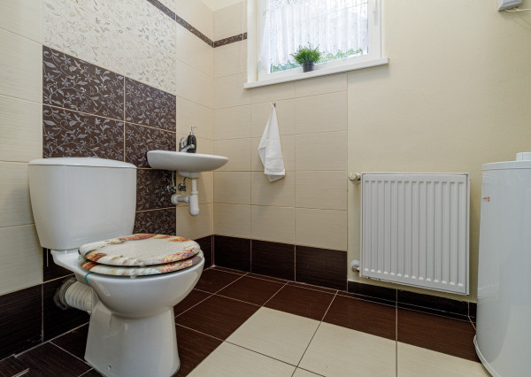 Na predaj 4-izbový rodinný dom s rozprávkovou záhradou v Hviezdoslavove