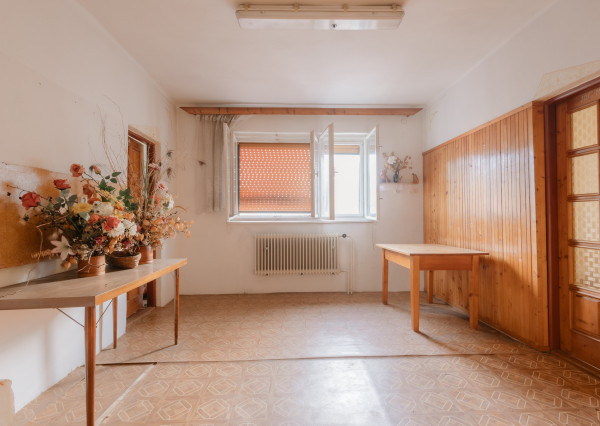 Na predaj investičný dom pri lyžiarskom vleku v Oščadnici