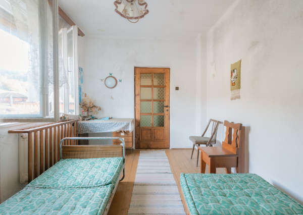 Na predaj investičný dom pri lyžiarskom vleku v Oščadnici