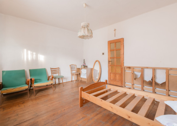 Na predaj investičný dom pri lyžiarskom vleku v Oščadnici