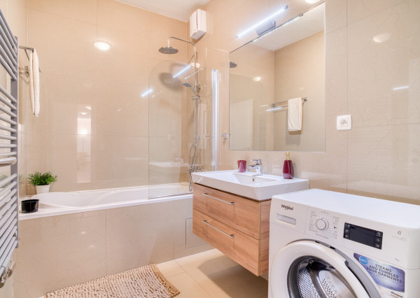 Na prenájom neštandardný 3-izbový byt Bratislava-Líščie Nivy