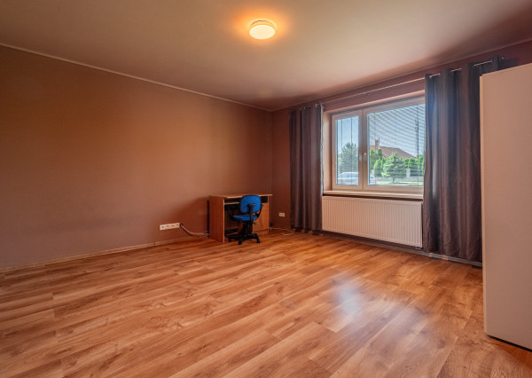 Na predaj zrekonštruovaný rodinný dom v Pate