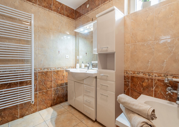 Na predaj zrekonštruovaný rodinný dom v Pate