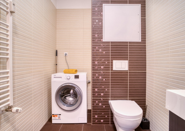 Na predaj priestranný 1-izbový byt v Miloslavove