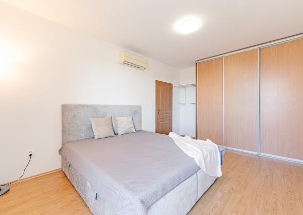 Na prenájom 2-izbový byt v centre Šamorína