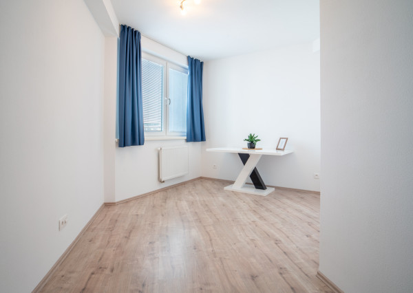 Na prenájom slnečný 3-izbový byt v Malackách