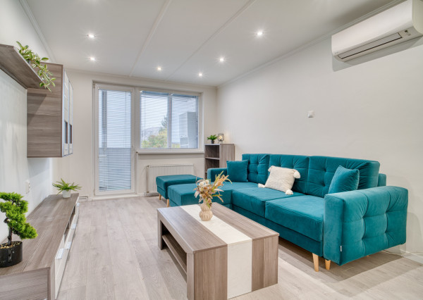 Na prenájom klimatizovaný 3-izbový byt v Malackách