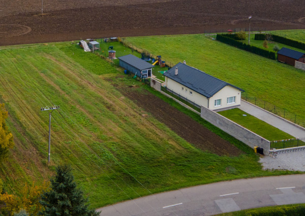 REZERVOVANÉ:Na predaj slnečný pozemok v Kvačanoch