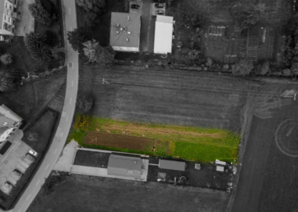 REZERVOVANÉ:Na predaj slnečný pozemok v Kvačanoch