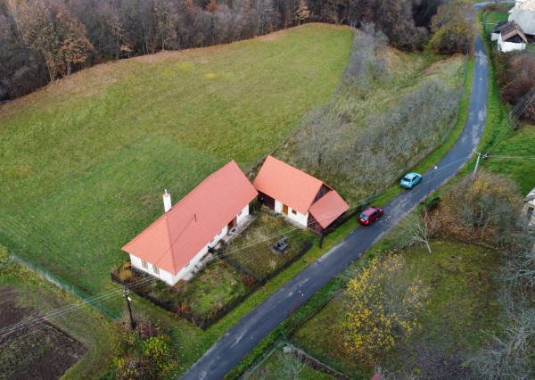Na predaj autentická chalúpka 15km od Banskej Štiavnice