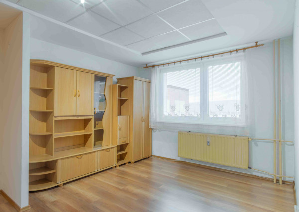 Na predaj 3-izbový byt s potenciálom v tichej lokalite Popradu