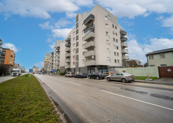 Na predaj 3-izbový byt v Podunajských Biskupiciach