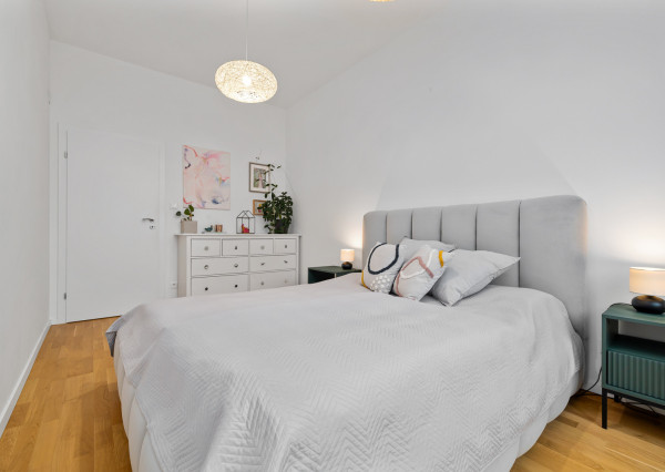 Na predaj 2-izbový slnečný byt v Starom meste s garážovým parkovaním