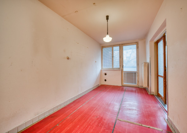 Na predaj 3-izbový byt s loggiou v centre Stupavy