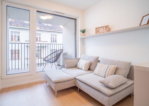 Na prenájom štýlový 2-izbový byt  vo vyhľadávanej lokalite Starého mesta