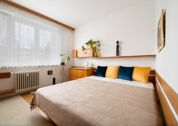 REZERVOVANÉ: Na predaj štýlový 3-izbový byt v centre Starej Turej