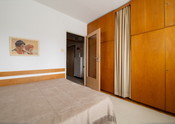 REZERVOVANÉ: Na predaj štýlový 3-izbový byt v centre Starej Turej