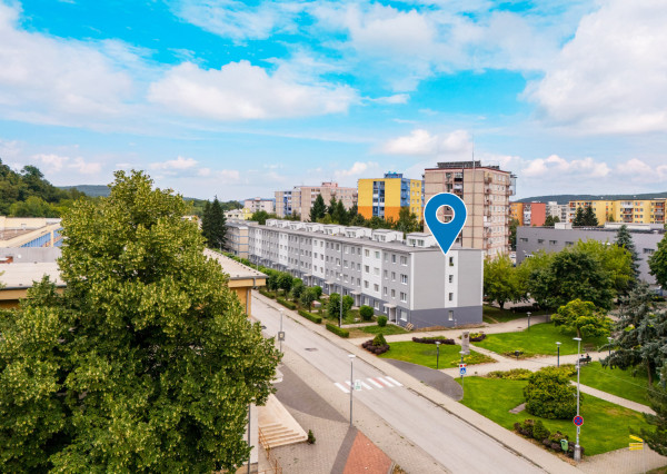 REZERVOVANÉ: Na predaj štýlový 3-izbový byt v centre Starej Turej