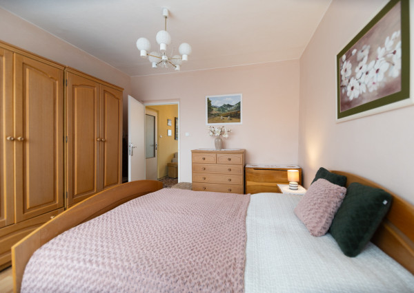 Na predaj 4-izbový byt vo Vrbovom