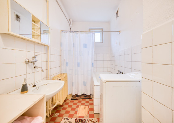 Na predaj rodinný dom vhodný na rekonštrukciu v Uhrovci