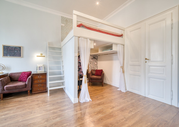 Na prenájom exkluzívny 3-izbovy byt v Starom Meste