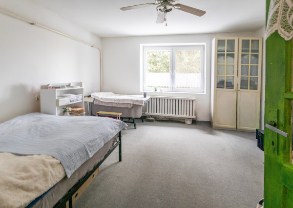 Na predaj rodinný dom s rozľahlým pozemkom v obci Blahová