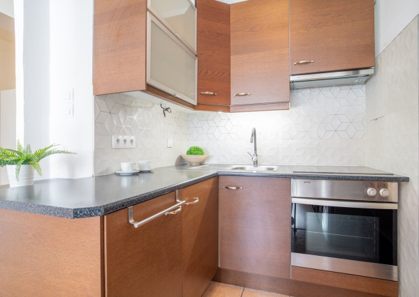 Na prenájom 2-izbový byt v tichej časti centra Malaciek