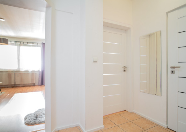 Na prenájom 2-izbový byt v tichej časti centra Malaciek