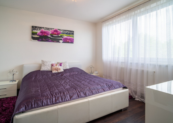 Na predaj 3-izbový byt v tichej časti Senca s parkovaním