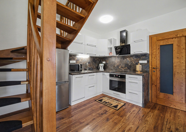 Na predaj luxusná rekreačná chata v obci Stará Lesná