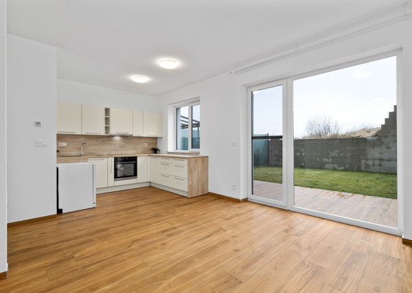 Na predaj 1-izbový byt v novostavbe v Senci