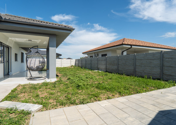 Na predaj novostavba s garážou a dvoma kúpeľňami v Senci