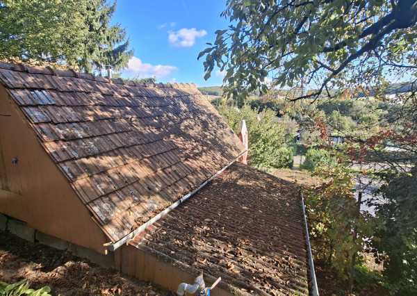 ZNÍŽENÁ CENA: Na predaj chata so záhradou v Bánovciach nad Bebravou