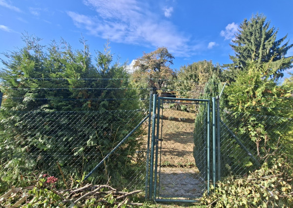 ZNÍŽENÁ CENA: Na predaj chata so záhradou v Bánovciach nad Bebravou