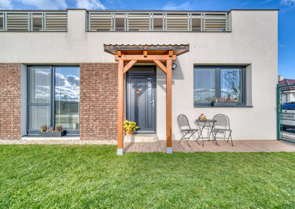 Na predaj príjemný 4-izbový byt so záhradou v Tomášove