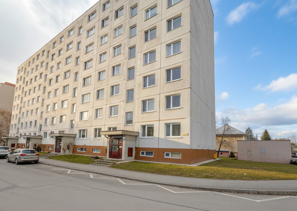 Na prenájom 3-izbový byt v Lednických Rovniach