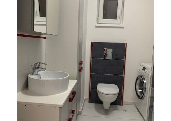 Na prenájom zariadený 2 izb byt - SIHOŤ 1  v Trenčíne .