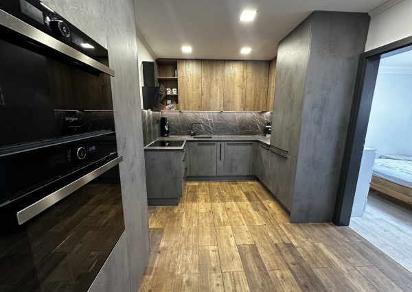 Moderný 3 izbový byt s terasou v úplnom centre mesta