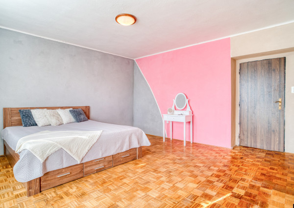 Na predaj dom s dvoma bytovými jednotkami v Lieskovci