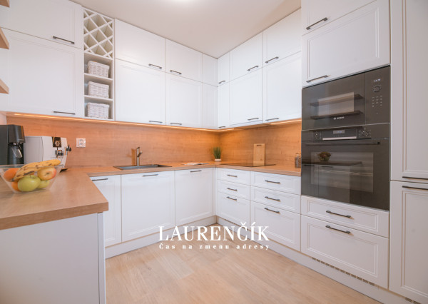 NA PREDAJ | Moderný 3-izbový byt v novostavbe s vlastným parkovaním