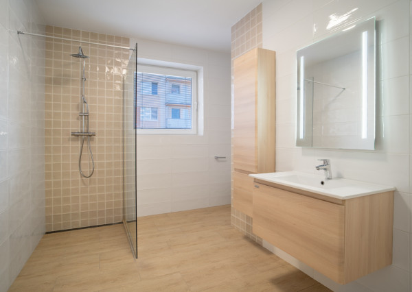 Na predaj dvojpodlažný rodinný dom s polyfunkciou v Trnave