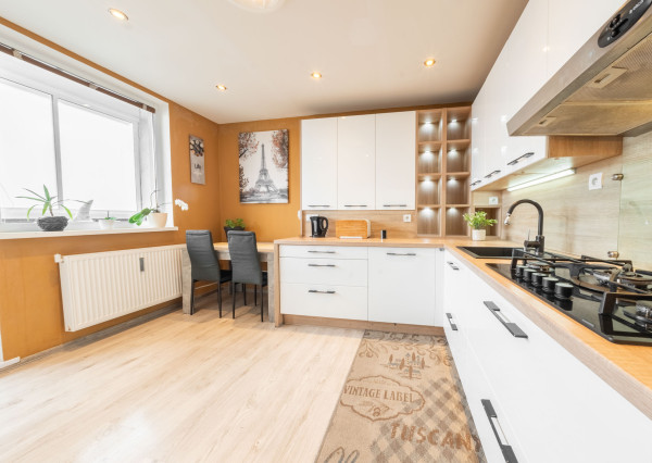 Na predaj 3-izbový zrekonštruovaný byt v Poprade