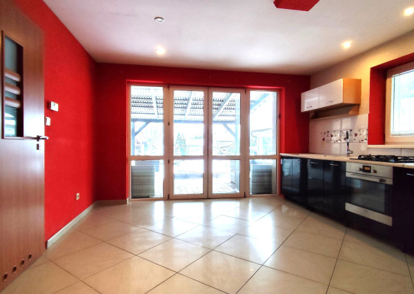 Na predaj čiastočne prerobený rodinný dom v Ruskovciach