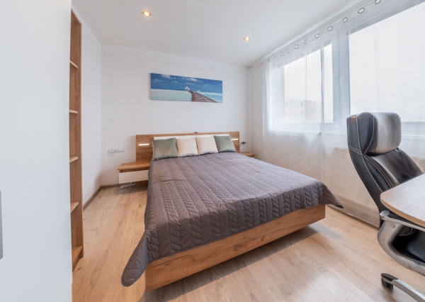 REZERVOVANÉ: Na predaj 3-izbový zrekonštruovaný byt v Poprade