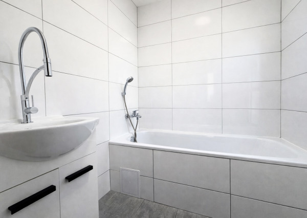 Na predaj zrekonštruovaný 2,5 izbový byt v Martine na Severe