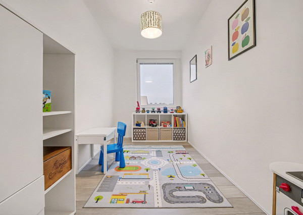 Na predaj  3-izbový byt s dvoma loggiami v Petržalke BA.